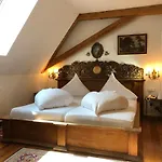 ホテル Schloss Fernsteinsee 4*
