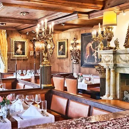 ホテル Schloss Fernsteinsee