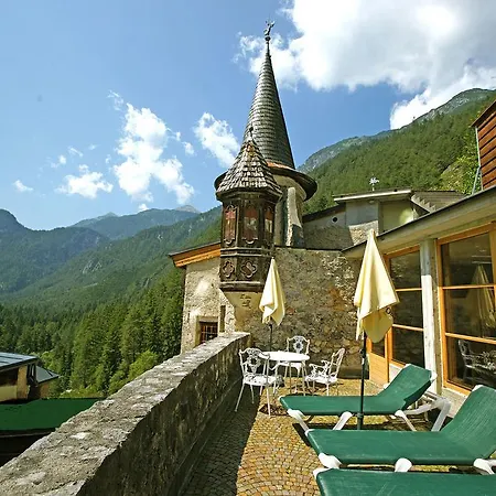 Schloss Fernsteinsee ホテル 4*