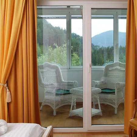 Schloss Fernsteinsee 4*