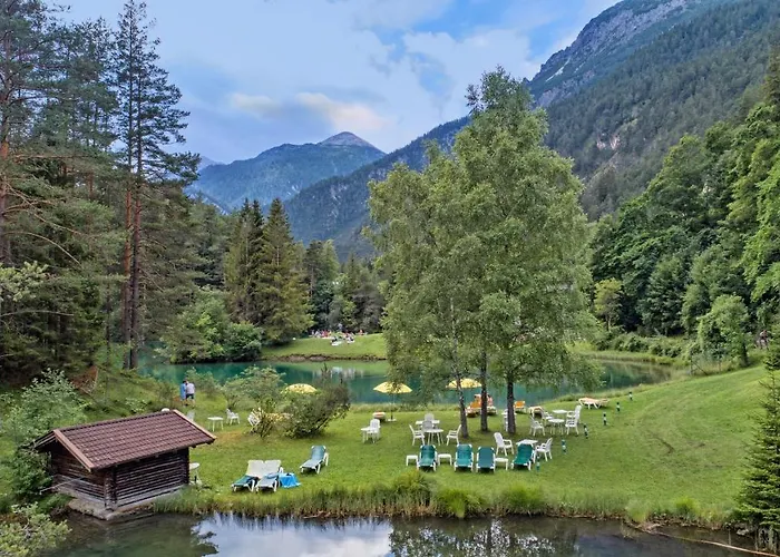 Schloss Fernsteinsee 4* Nassereith