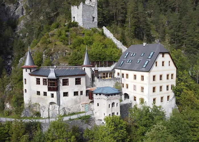 Hotel Schloss Fernsteinsee Nassereith