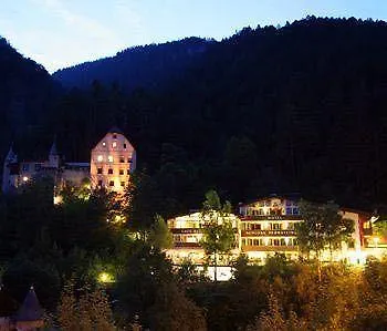 Schloss Fernsteinsee 4* Nassereith